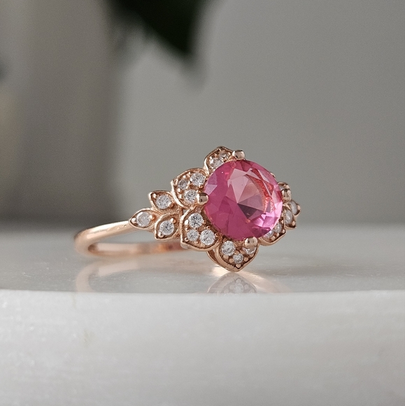 Pink Gemstone Flower ring, 925 Sterling Silver, 18k rose gold Charmed Aroma - Picture 3 of 15